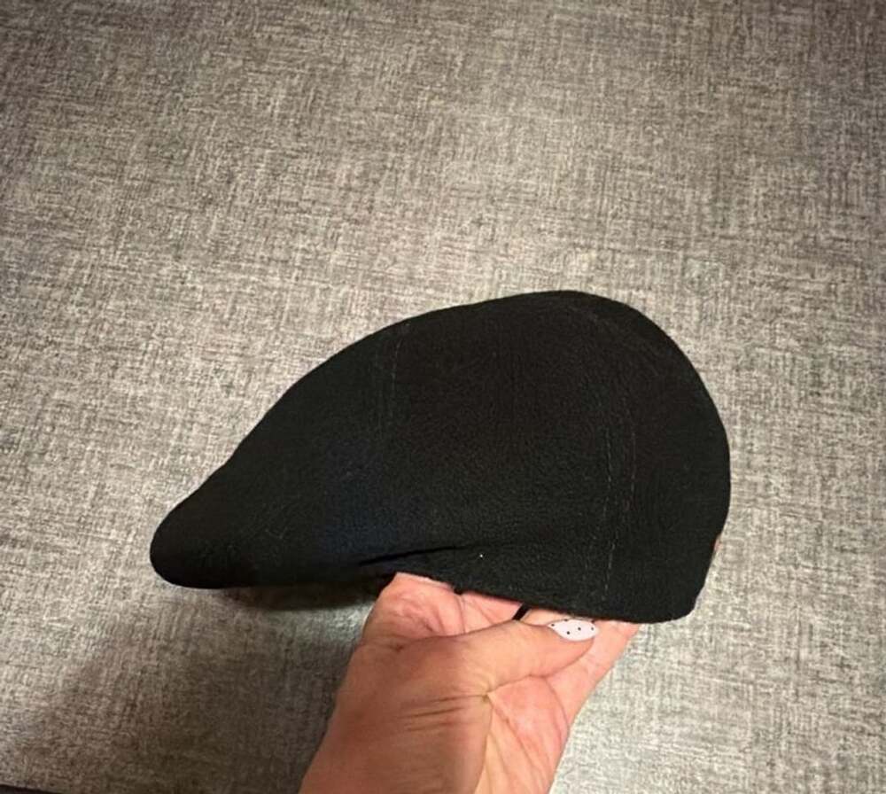 Goorin Bros Flat Cap Size X-Large Black Wool Red Satin Lined